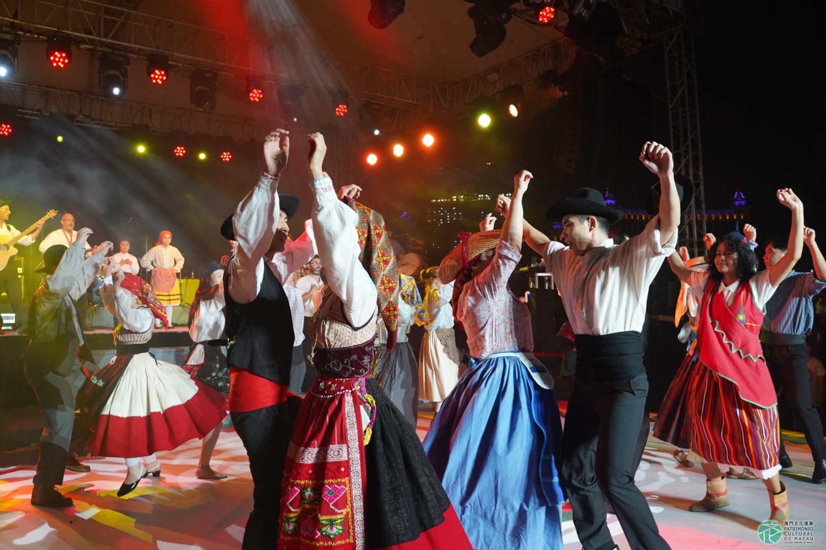 Dança Portuguesa recebe o título de Patrimônio Cultural e